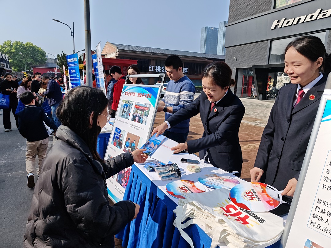 挂轮播图.jpg